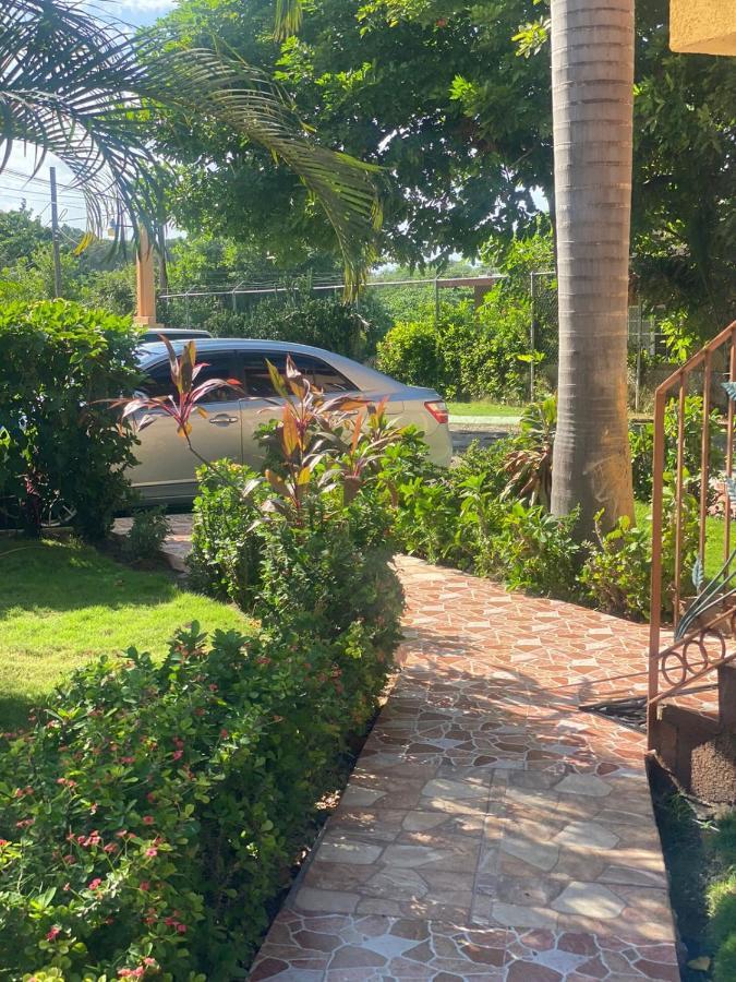 Montego Bay, Ironshore Luxury Studio Exterior foto
